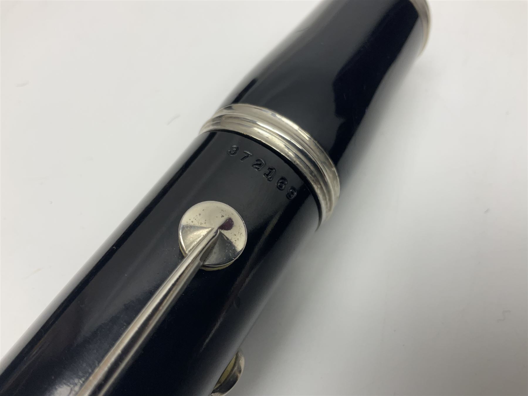 F. Buisson Dallas London oboe, serial no.5434; Boosey & Hawkes Lafleur clarinet, serial no.807004; and incomplete Boosey & Hawkes Regent clarinet, serial no.372169; each in fitted carrying case (3)