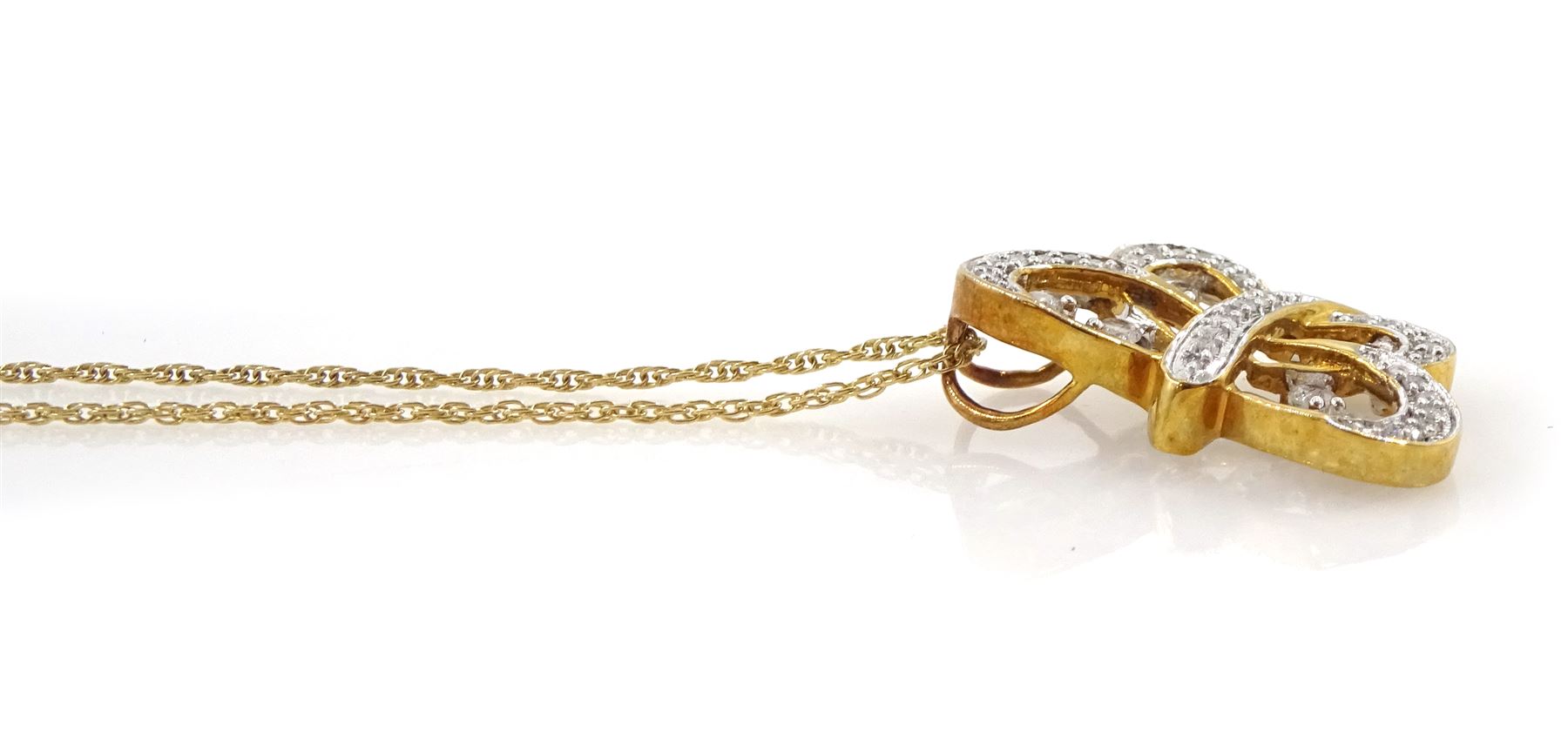 9ct gold diamond butterfly pendant necklace, total diamond weight approx 0.30 carat