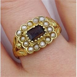 Silver-gilt garnet and split pearl panel ring, stamped sil