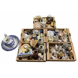 Quantity of ceramics to include Beswick 