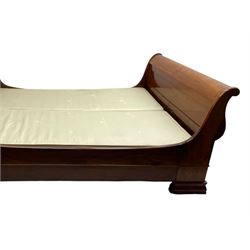 Simon Horn - 'Chatsworth' hardwood 5' 3'' Queen-size sleigh bed or lit bateau, panelled head and footboard with scrolled frames, on moulded block feet, with upholstered base
