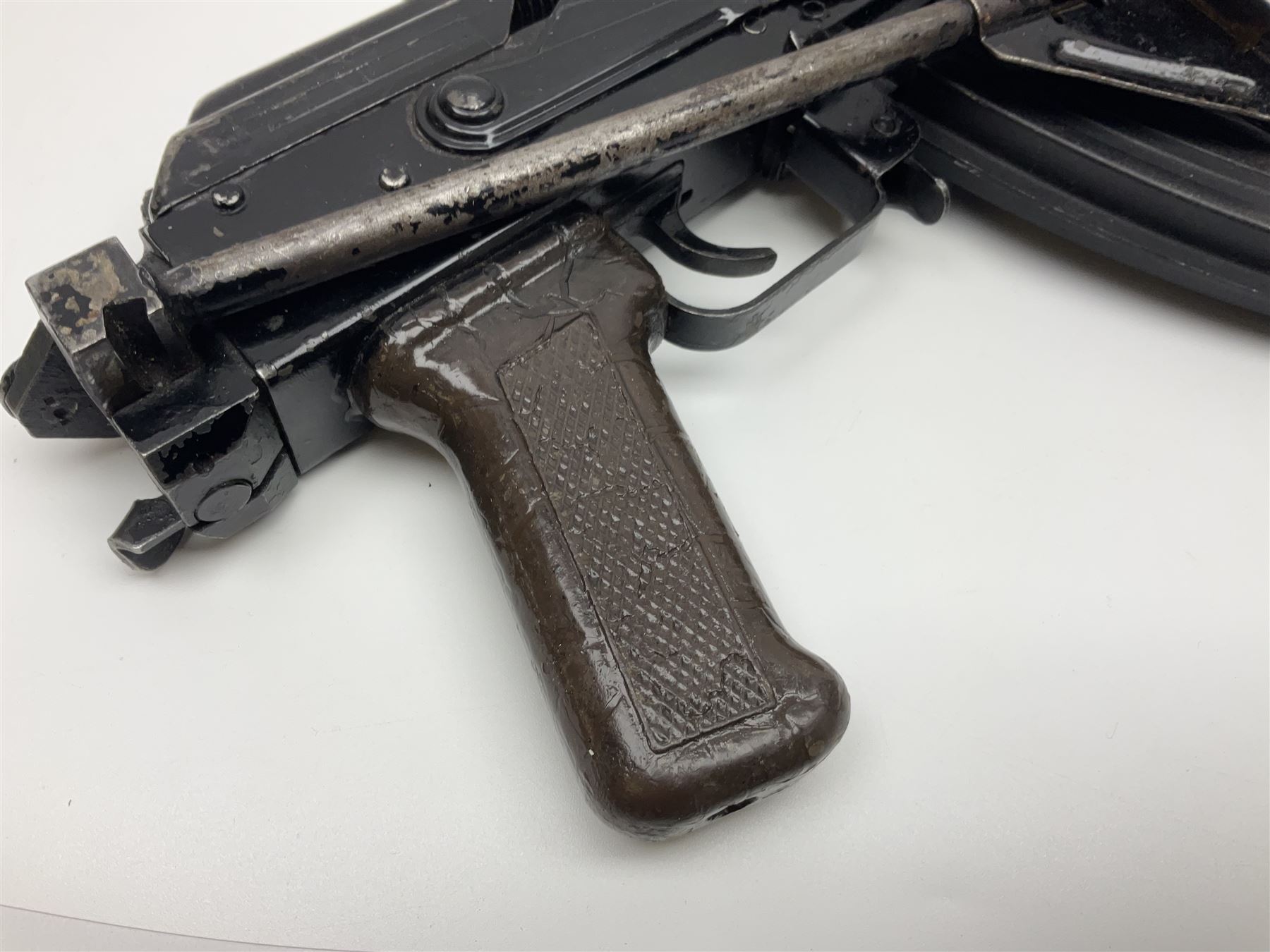 Deactivated AK47 7.62mm assault rifle, the 43cm(17