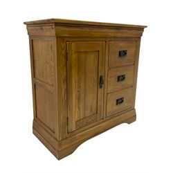 Oak side cabinet, fitted with three drawers and single cupboard