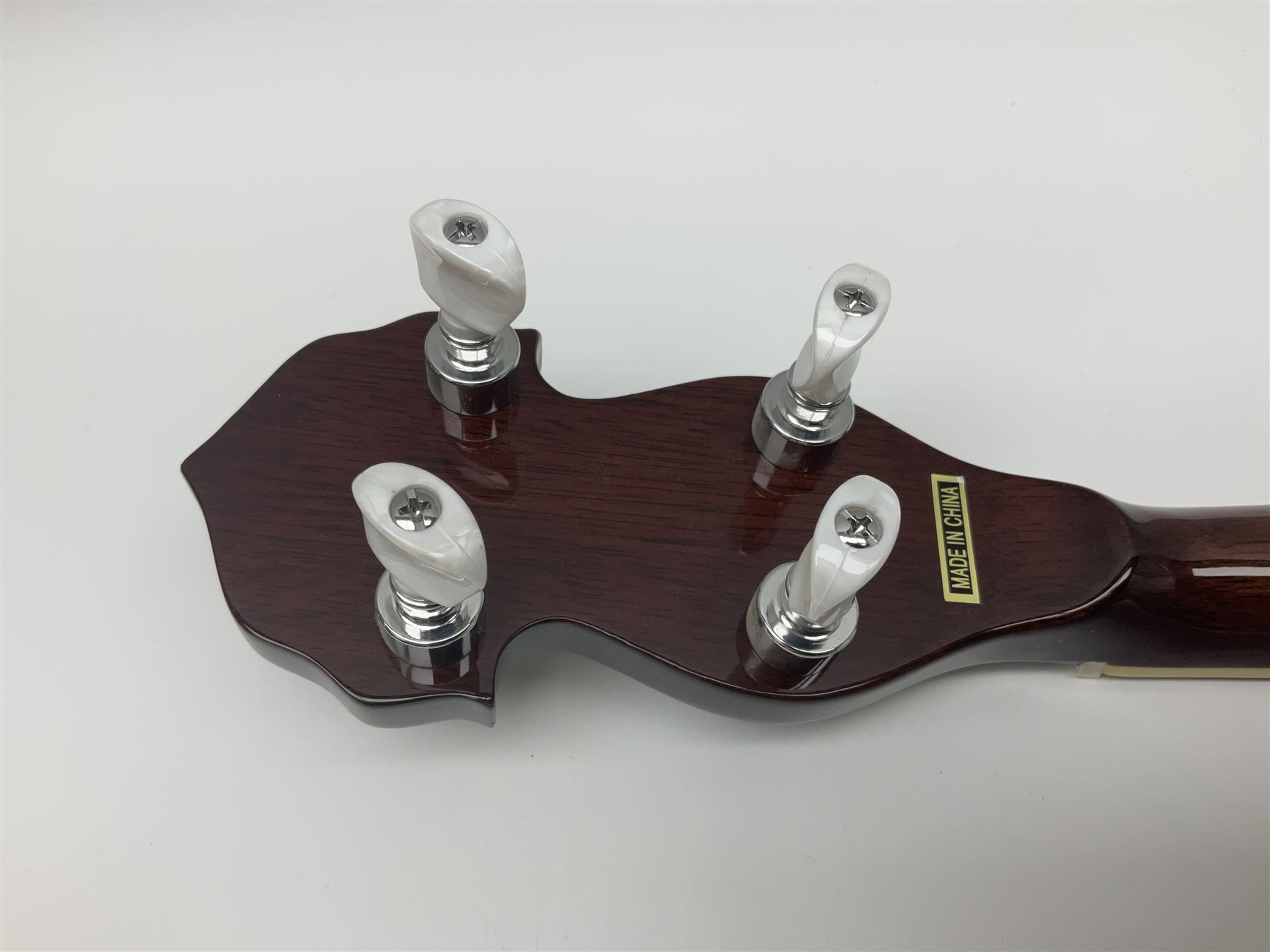 Tonewood mahogany 5-string banjo with 5th string capo L99cm