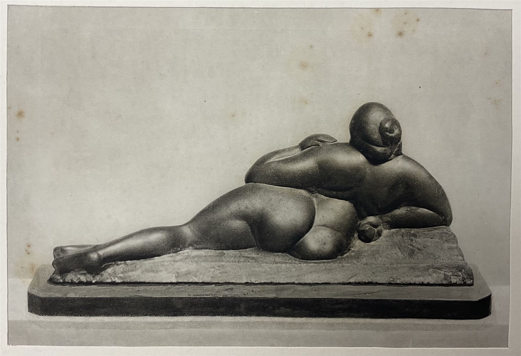 Scofield Thayer (American 1889-1982): 'Living Art' (Twenty Facsimile Reproductions after Paintings, Drawings and Engravings and ten photographs after sculptures by Contemporary Artists), limited edition portfolio of 400 printed at Ganymed Press, Berlin, 1923 
Notes: Scofield was an American Poet and Publisher and editor in chief of the Dial magazine. Living Art contains reproductions of what Thayer believed was the best in the art of the period, containing lithographs of works from his own collection by  Pablo Picasso, Henri Matisse, Gaston Lachaise, Marc Chagall and Edvard Munch. All the works within the folio were owned by Thayer and bequeathed to the MET museum. 