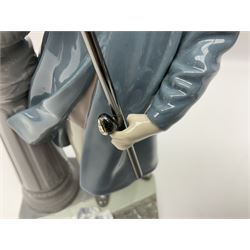 Lladro figure, The Lamp Lighter no 5205, with original box H47cm