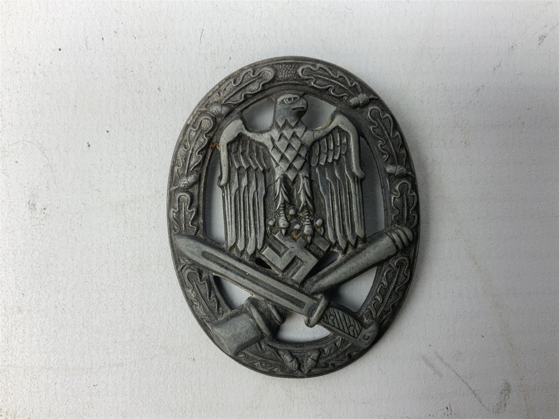 WW2 German General Assault badge and a Wound badge (2)