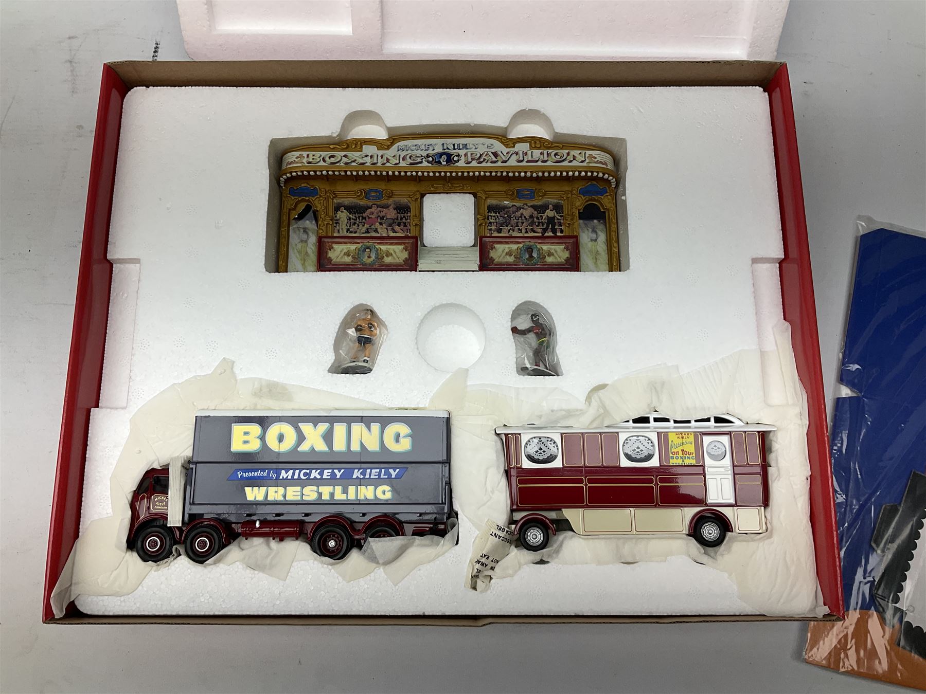Corgi Showman's Range - thirteen die-cast models comprising 06601, 09901, 12601, 15901, 16101, 16501, 16502, 21701, 24401, 24801, 27602, 27801 and 31012 (Boxing Set); together with Corgi Classics No.31702 ERF Box Van, Showman's Caravan and VW Van; all boxed (14)