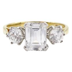 14ct gold three stone emerald and round 