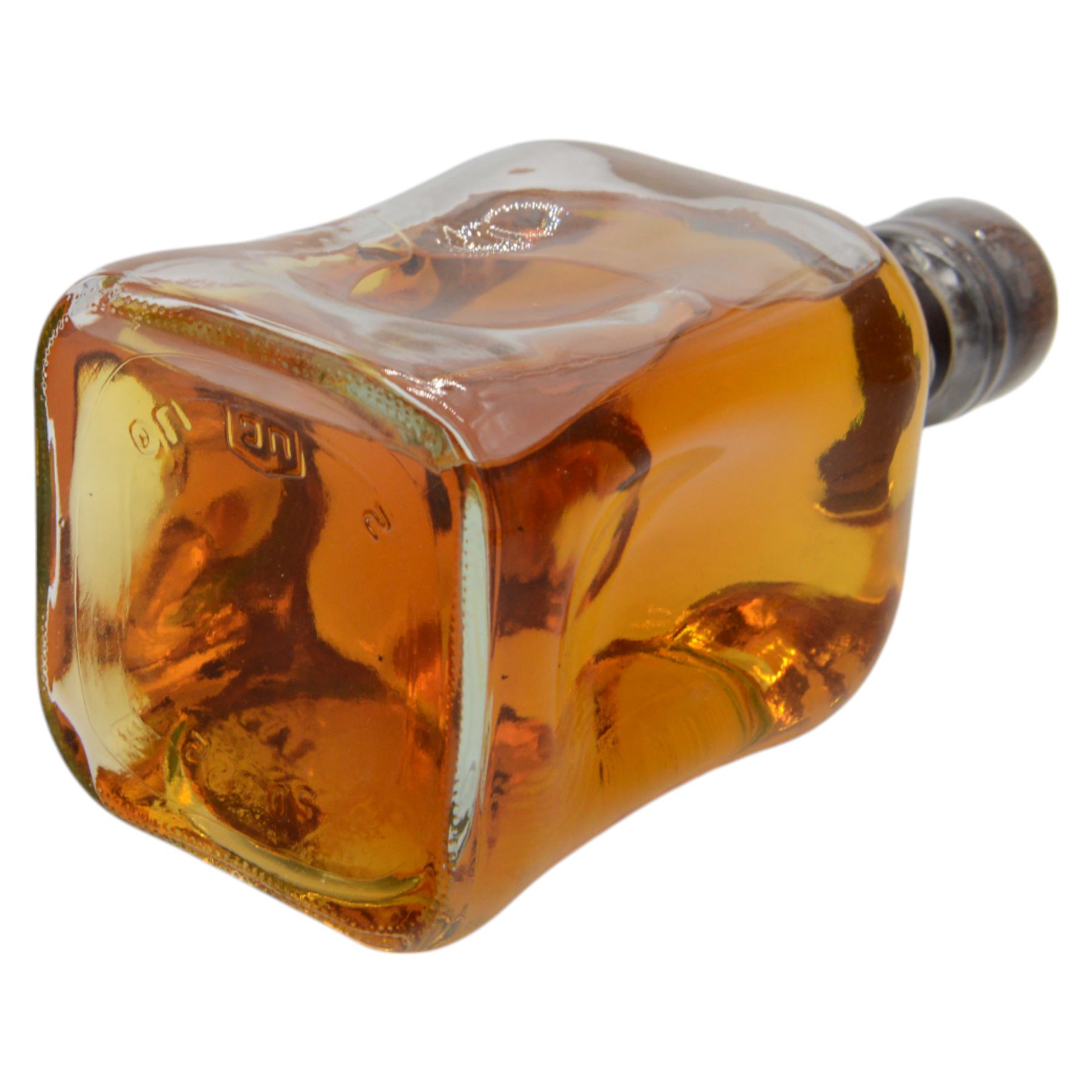 Mixed whisky; including Auchentoshan Classic single Malt Scotch whisky, Whooly Smoke 10 year old islay blended Scotch whisky, Cardhu 12 year old pure malt scotch whisky etc, various contents and proof  