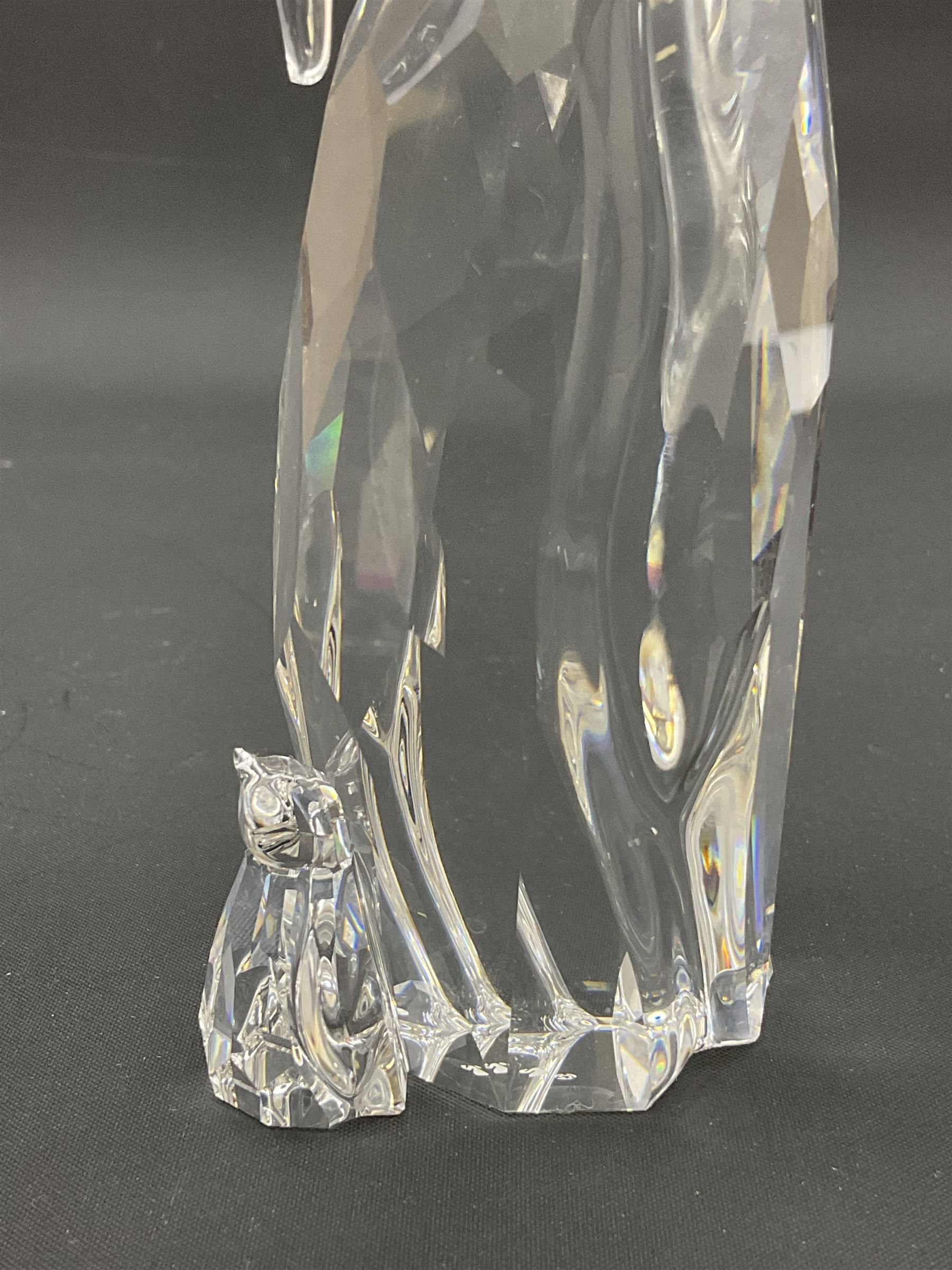 Swarovski Crystal penguin family group, comprising pair of adults and chick, tallest H13cm
