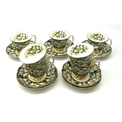Royal Albert Provincial Flowers pattern tea wares, comprising seven teacups and eight saucers. (15). 
