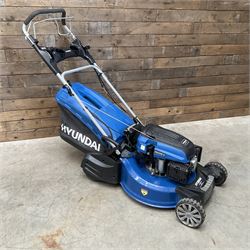 Hyundai HYM530SPER electric start petrol lawnmower
