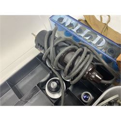 Large collection of microscope lenses, for various microscopes 