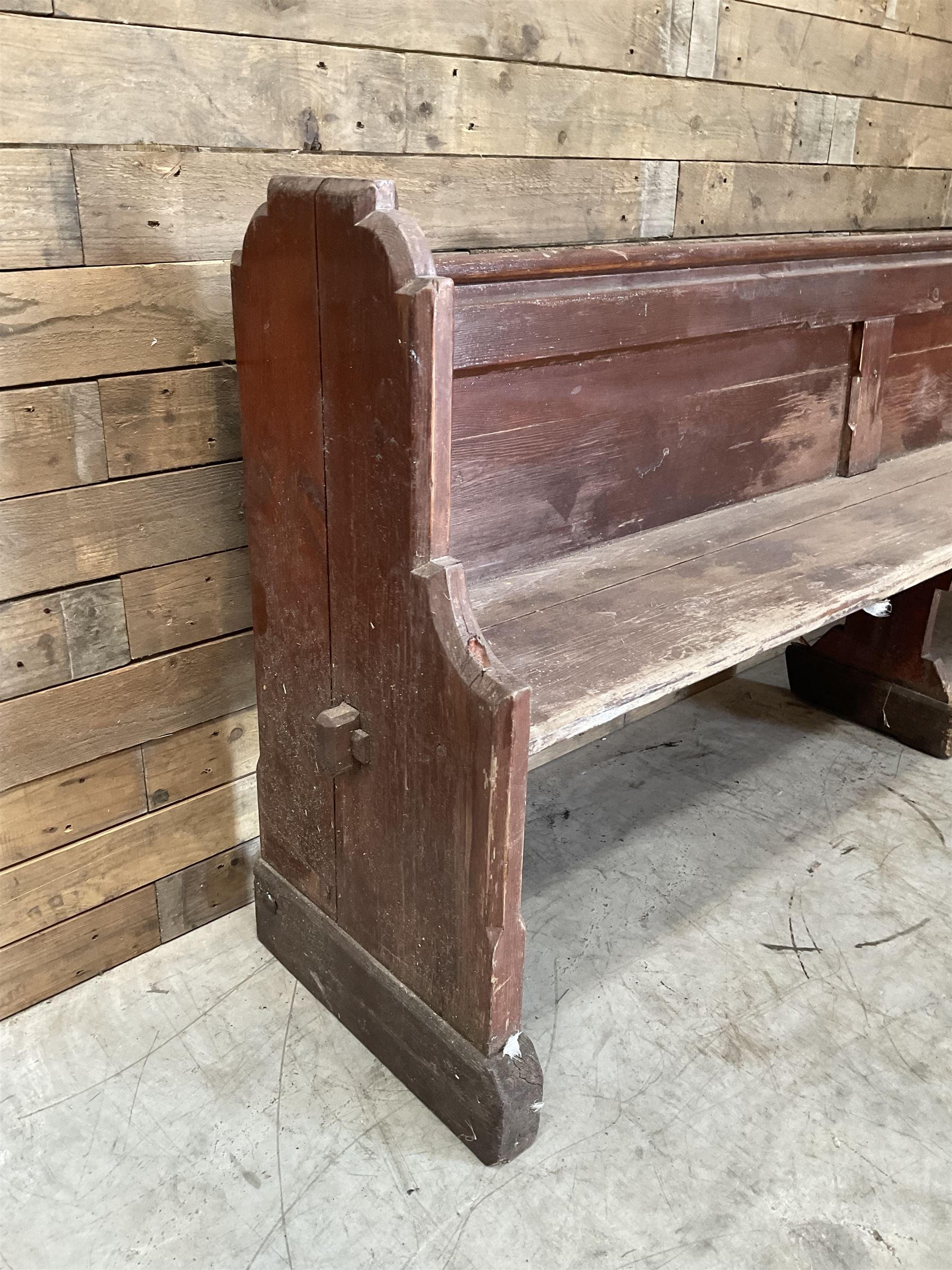 Early 20th century pine pew 