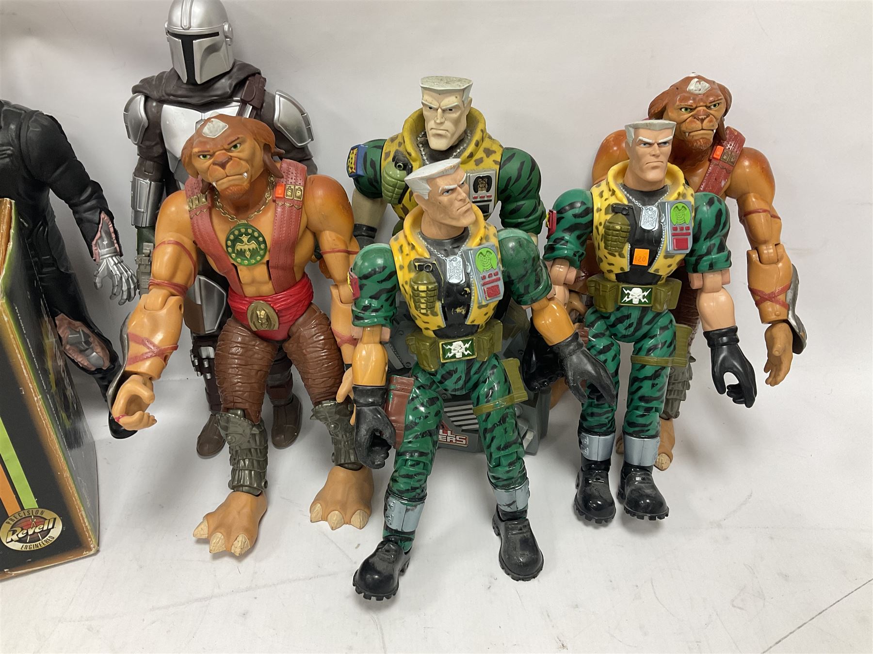 Small Soldiers - Revell 1:18 scale die-cast model of a Pontiac; boxed; and nine various sized loose action figures; together with nine other loose action figures including 'The Terminator' by Kenner (19)