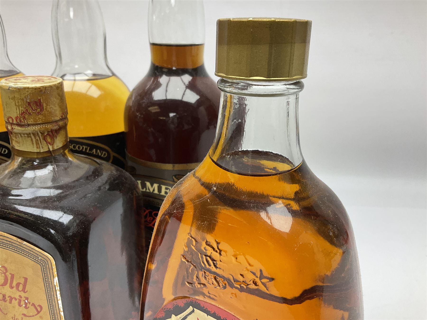 Ten bottles of blended Scotch whisky, including Macleod's Isle of Skye, Dalmeny De Luxe, Arden House, etc, various contents and proofs (10)