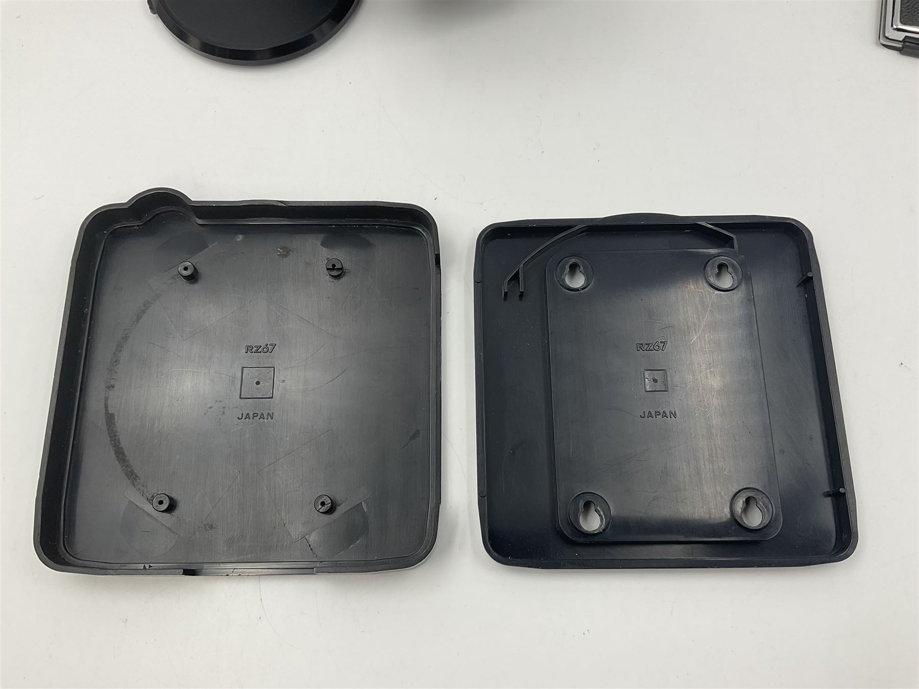 Mamiya RZ67 professional camera body, serial no 120282, with 'Mamiya-Sekor Z f=50mm 1:4.5 W' lens, serial no 18057 and RZ67 AE Prism Finder serial no 106809