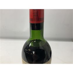 Grand Vin Chateau Latour, 1962, Premier Grand Cru Classe Pauillac, unknown contents and poof