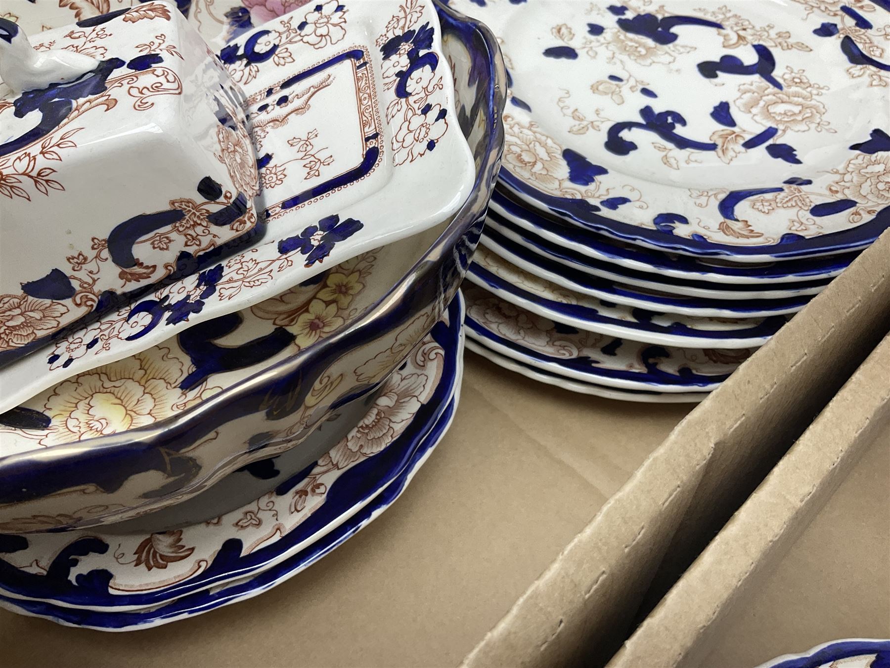 Masons Ironstone Mandalay pattern ceramics, including teapot, jar and cover, fruit bowl, butter dish, plates and bowls, etc, in two boxes 