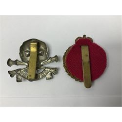 Nine Lancers metal cap badges including 9th, 12th Royals, 24th, 16th Queens and 17th; together with eight various Guards/Dragoons badges (17)