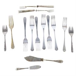 Silver napkin ring, hallmarked, together with silver plated canteen of cutlery and further silver plated wares