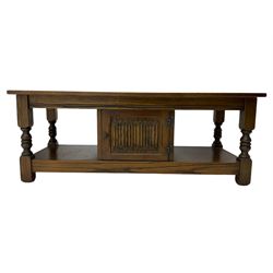 Old Charm rectangular oak coffee table