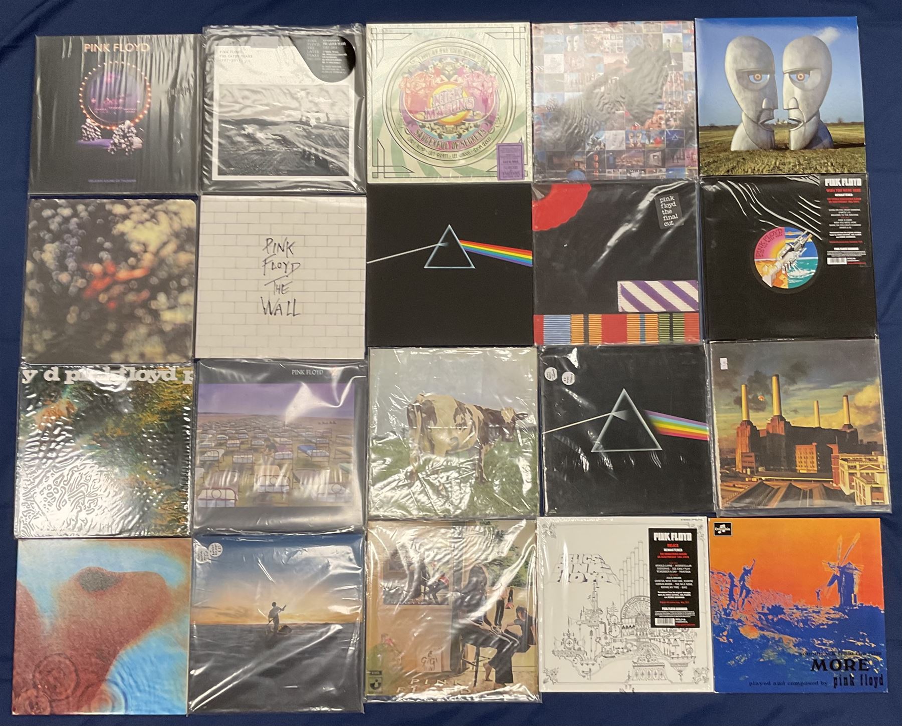 Pink Floyd vinyl LPs including 'Delicate Sound of Thunder', 'Relics', 'A Momentary Lapse of Reason', 'The Wall', 'Wish You Were Here' etc (20)
