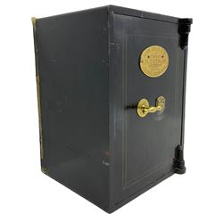 Victorian cast iron safe, fitted with oval brass plate 