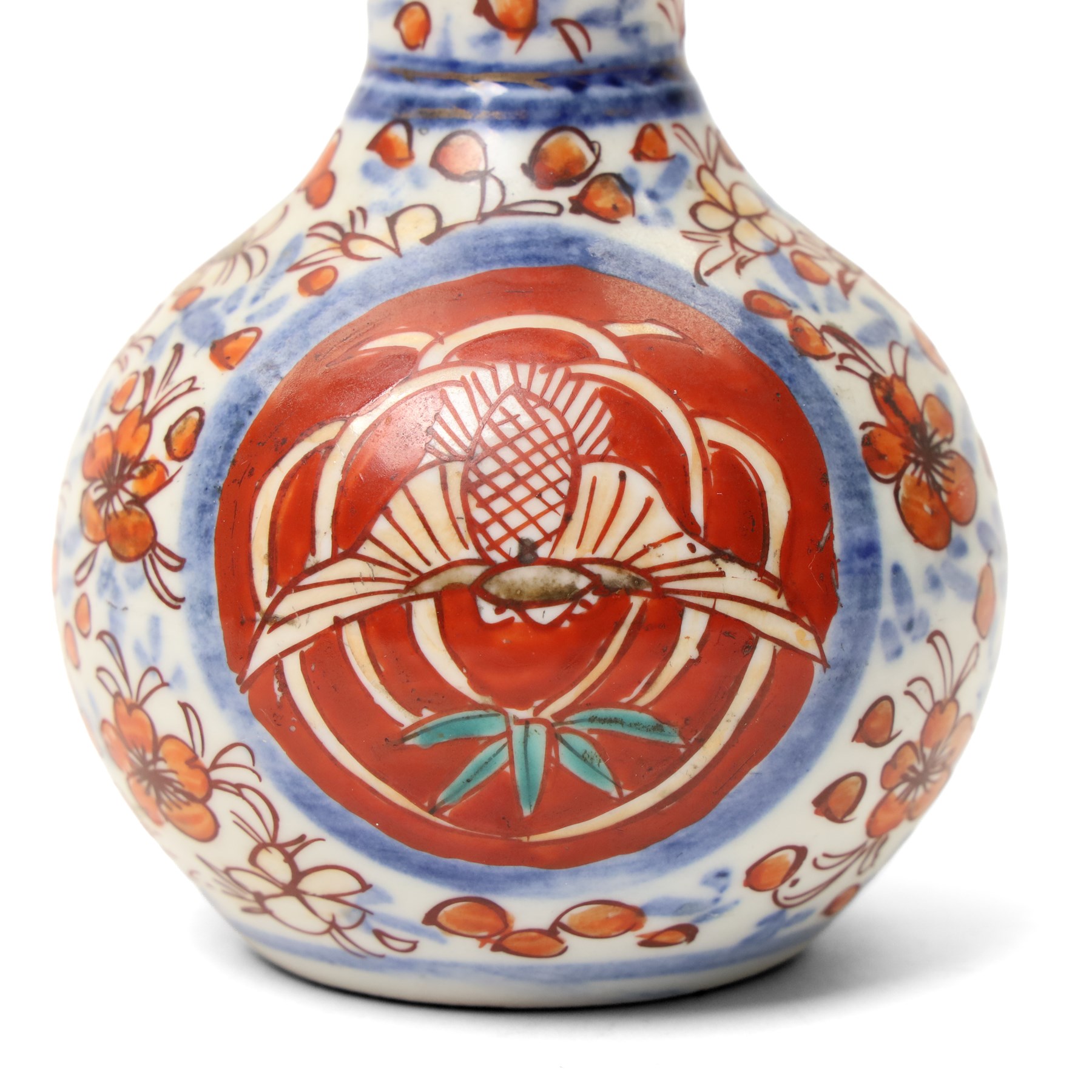 Chinese painted vase, together with a Japanese porcelain double gourd vase and a bottle vase, larger H16cm; together with a set of green stone rings (7)