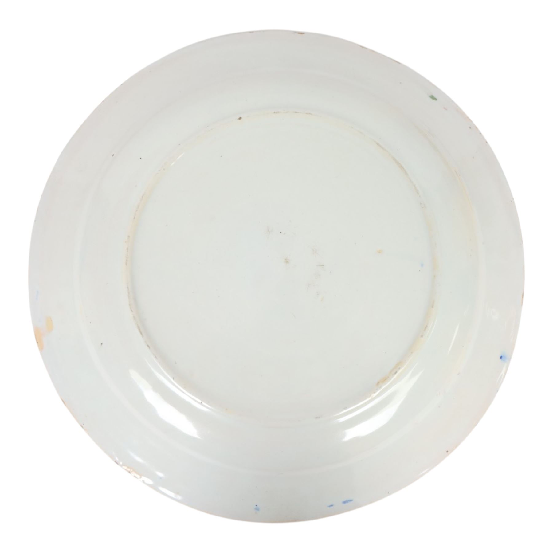 Pair of 20th century Spanish tin glazed polychrome plates, each painted with central foliate spray, within a stylised border, D32cm 