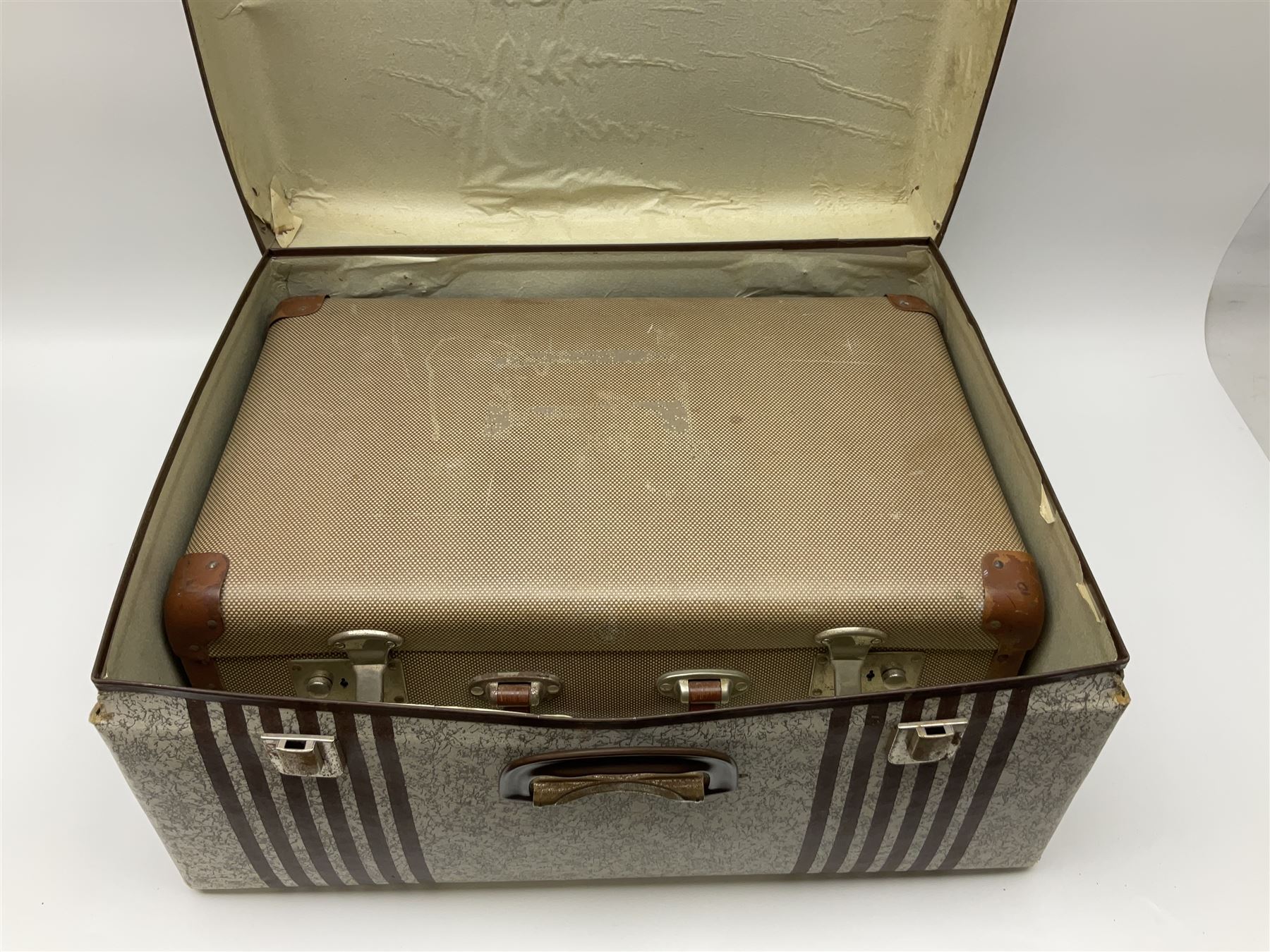 Collection of silver plated cased cutlery including part canteens and butter knives, together with other metal ware including J&J Siddons iron, horse brasses and a copper kettle, 1970s children's annuals including Beano, two handbags and three suitcases, vintage tins etc, in four boxes 