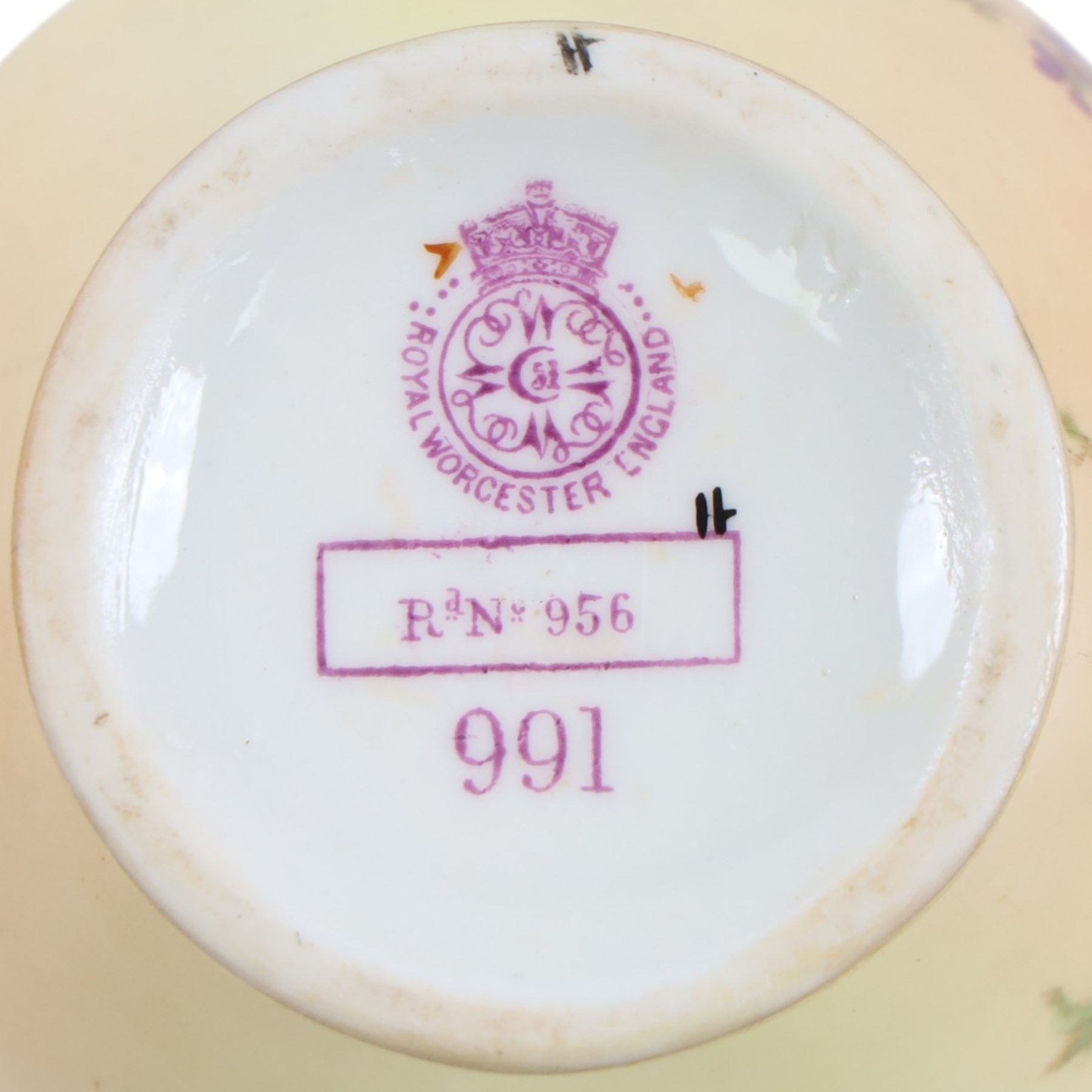 Royal Worcester blush ivory, including pot pourri with pierced cover, scent bottle, pair of bud vases and pair of open pot pourri, vases H12cm