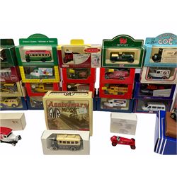 Thirty-three modern die-cast promotional and advertising models by Lledo etc including Vintage Rolls Royce Car Collection, Royal mail, Coca Cola, Pepsi Cola, Rupert Bear etc; all boxed (33)