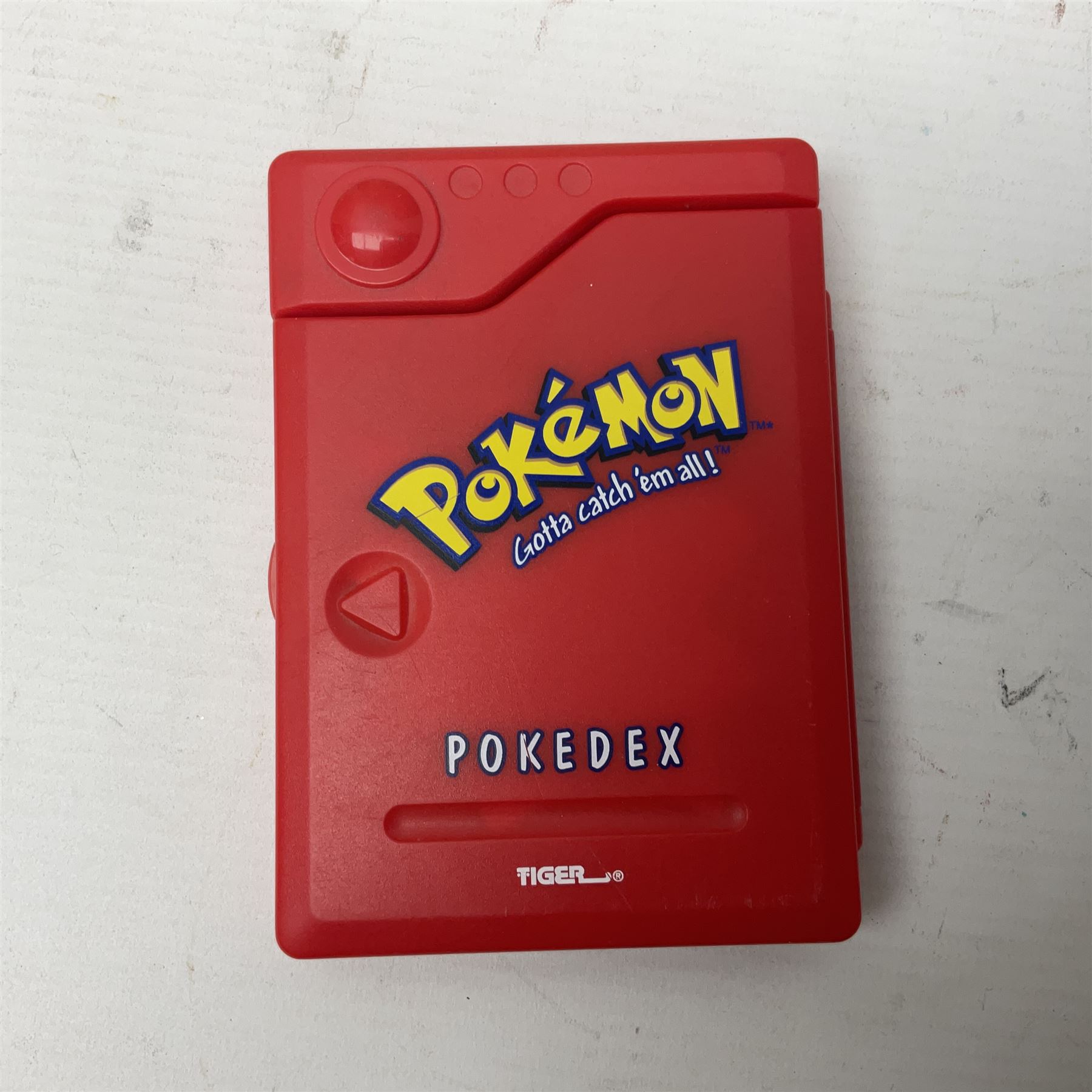 Collection of Pokemon trading cards, mostly 1999 Wizards Pokemon cards to include holo Charizard 4/102, first edition holo Machamp 8/102, further holographic cards; Dark Flareon 35/82 and Dark Vaporeon 45/82, cards from themed sets and 4th edition prints; 1998 Electronic Pokédex with cardboard boxes for themed decks Blackout, Overgrowth and Power Reserve Jungle, along with a large quantity of energy and trainer cards 