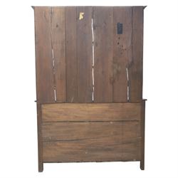 Georgian design oak dresser and rack, fitted with three drawers and two cupboards, complete with three tier plate rack