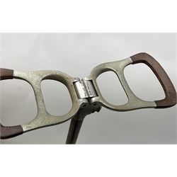 Adjustable Gamebird shooting stick, together with Mills Munitions shooting stick, Featherwate shooting stick, five others and two wooden walking sticks.  