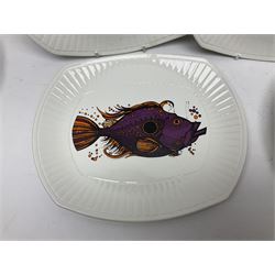 Set of Six Washington pottery fish series plates, titled Aquarius, together with two Ironstone pottery Beefeater plates, L28cm, H24cm
