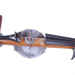 Early 20th century Stroviols Popular Model violin, with four strings and single aluminium horn