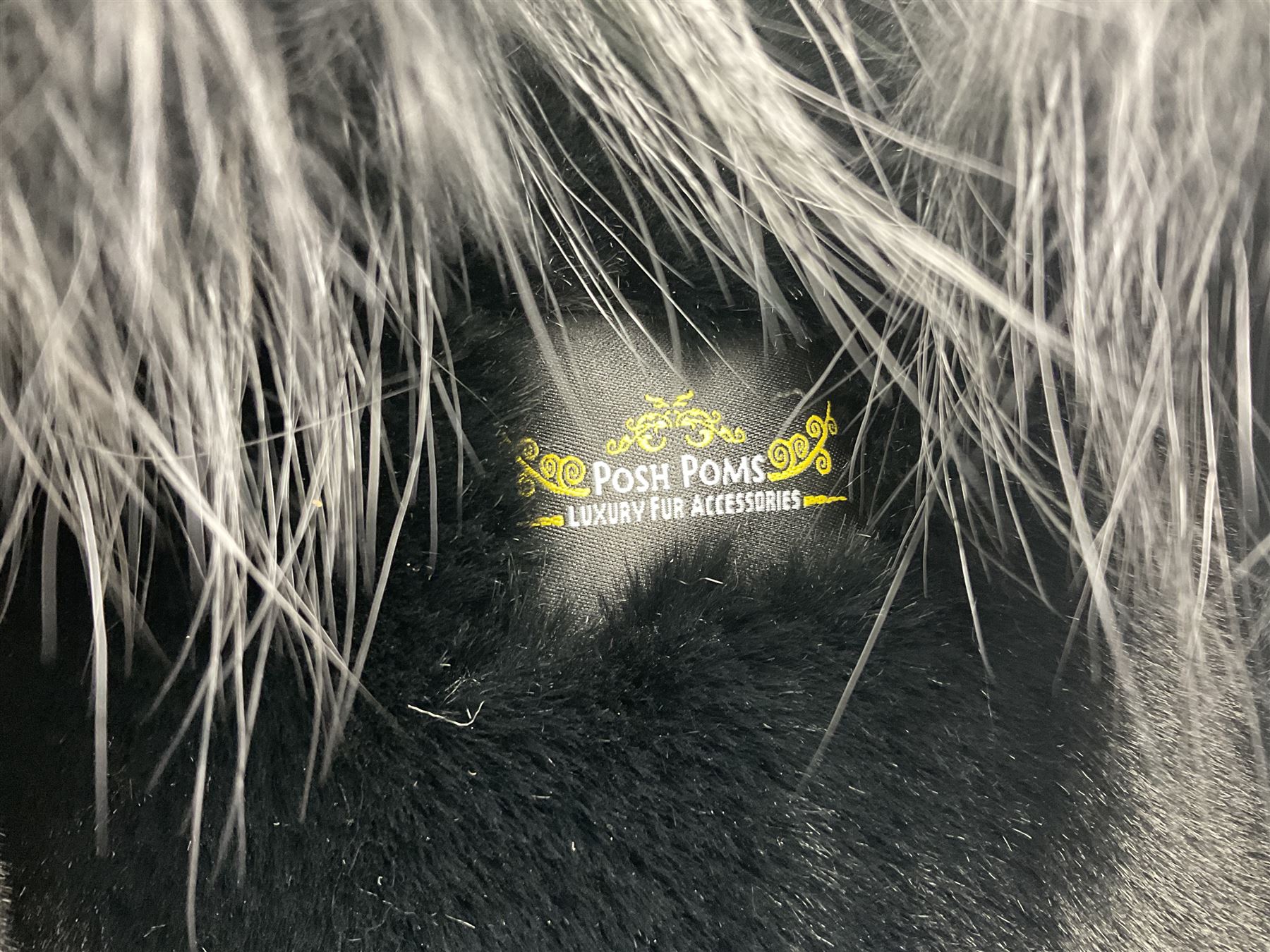 Posh Poms black raccoon fur collar parka coat lined with fur, new, unused 