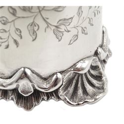 Victorian silver christening mug, bright cut foliate decoration and applied shell feet and border, London 1843, approx 5.3oz