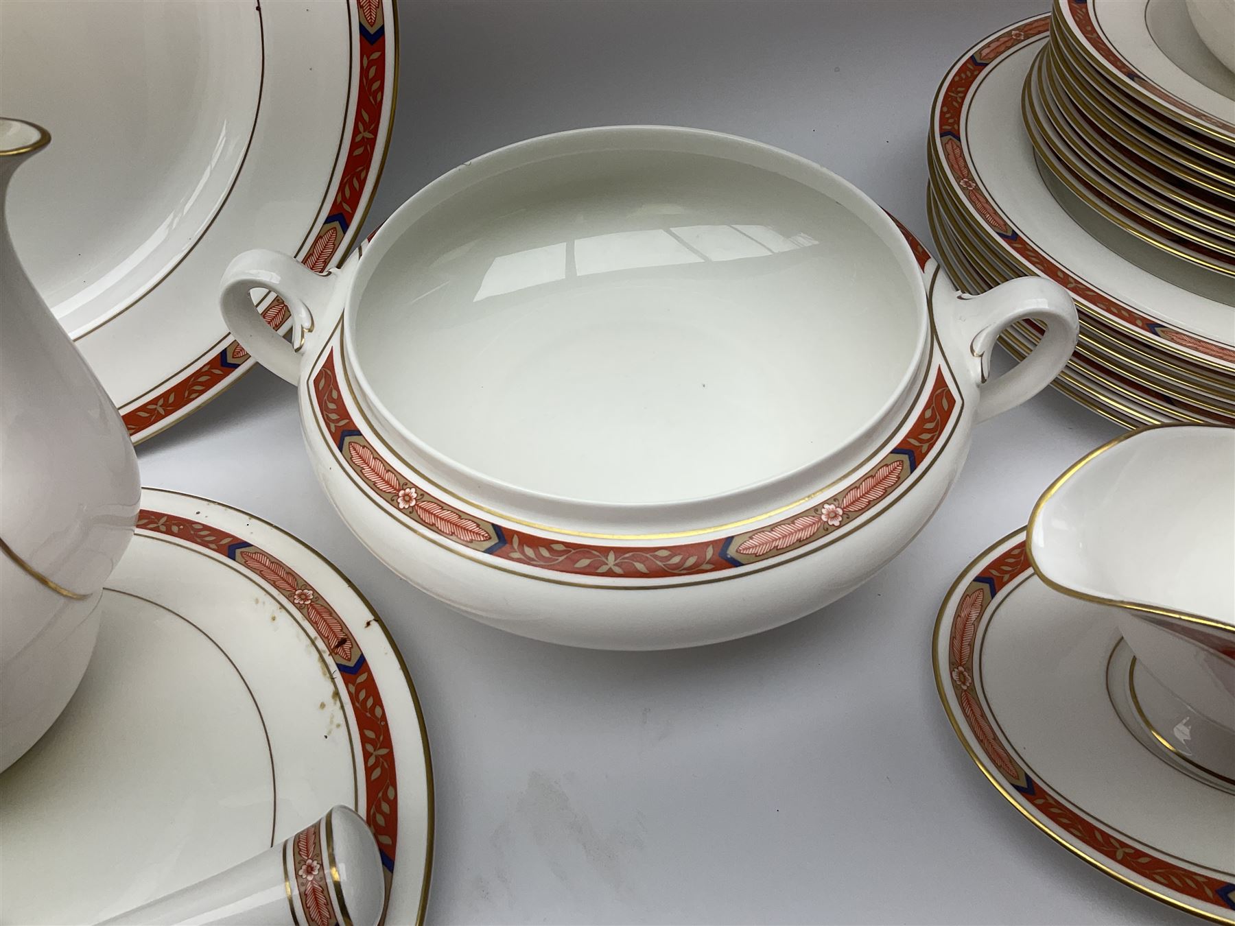Royal Worcester Beaufort pattern tea and dinner wares, including seven dinner plates, eight side plates, thirteen dessert plates, six bowls, eight soup bowls, sauce boat on stand, cake plate, covered tureen, coffee pot, milk jug etc (51) 