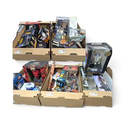 Large collection of Star Wars collectables, including figural mugs, books, talking bank, D...