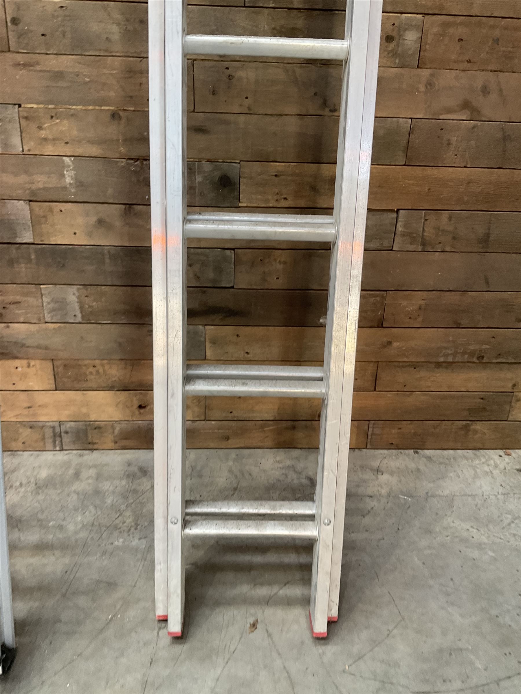 Lyte Industries 3.8m - 6.9m pair of extending ladders
