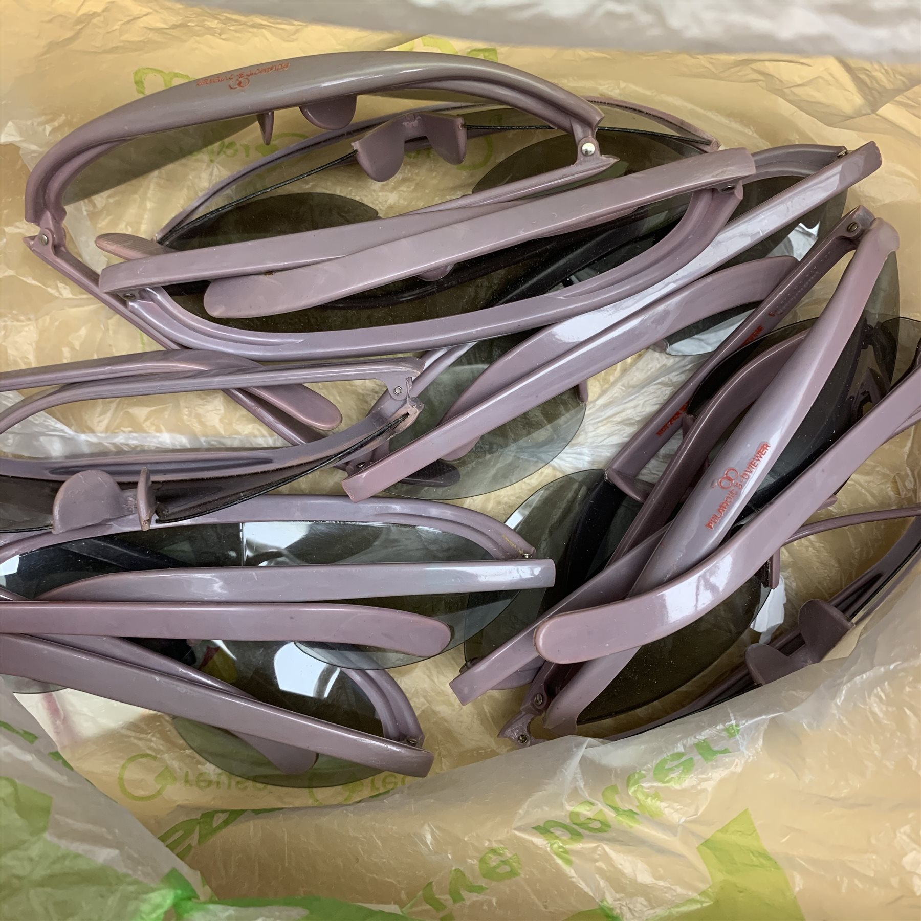 West German 3-D slide projector with dual CassarP Steinheit Munchen 1:2.8/80mm lens W39cm H28cm, in oak carrying case; together with Bell & Howell projection screen on folding stand, silvered reflection board and quantity of 3-D glasses etc