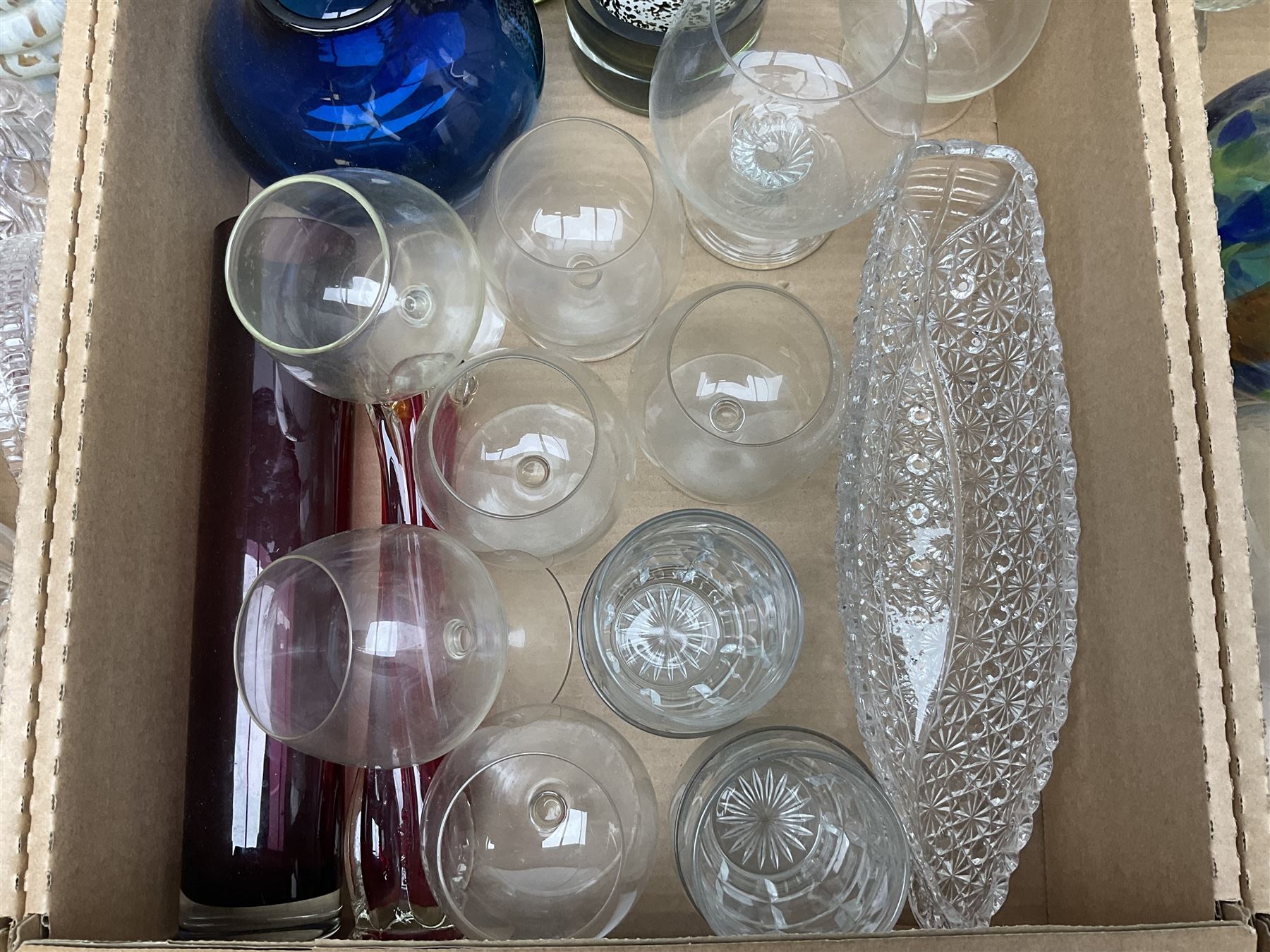 Large collection of glassware to include Schweppes soda syphon, Murano, vases, drinking glasses, coloured glass, cranberry etc in seven boxes