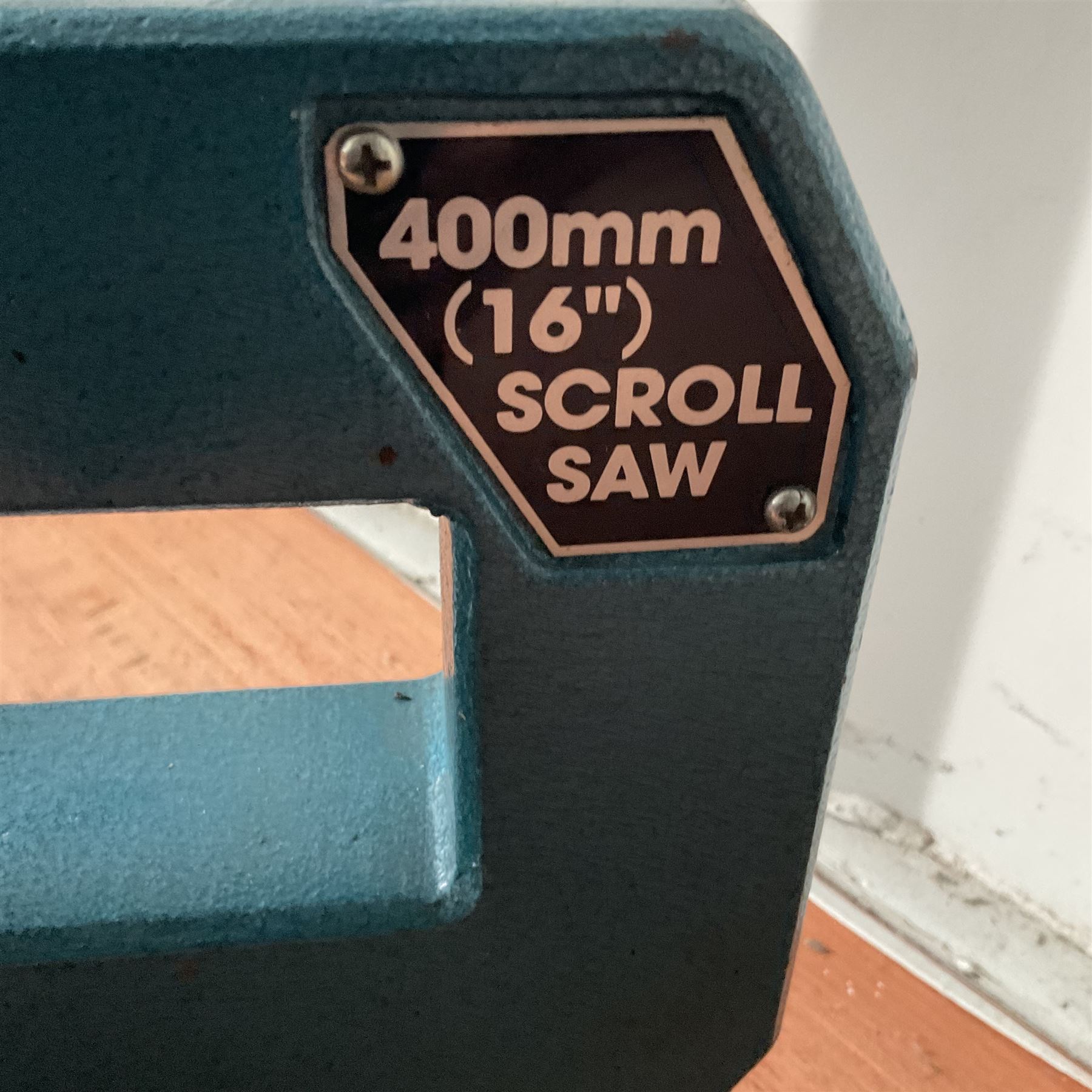 Clarke woodworker 400mm scroll saw - THIS LOT IS TO BE COLLECTED BY APPOINTMENT FROM DUGGLEBY STORAGE, GREAT HILL, EASTFIELD, SCARBOROUGH, YO11 3TX