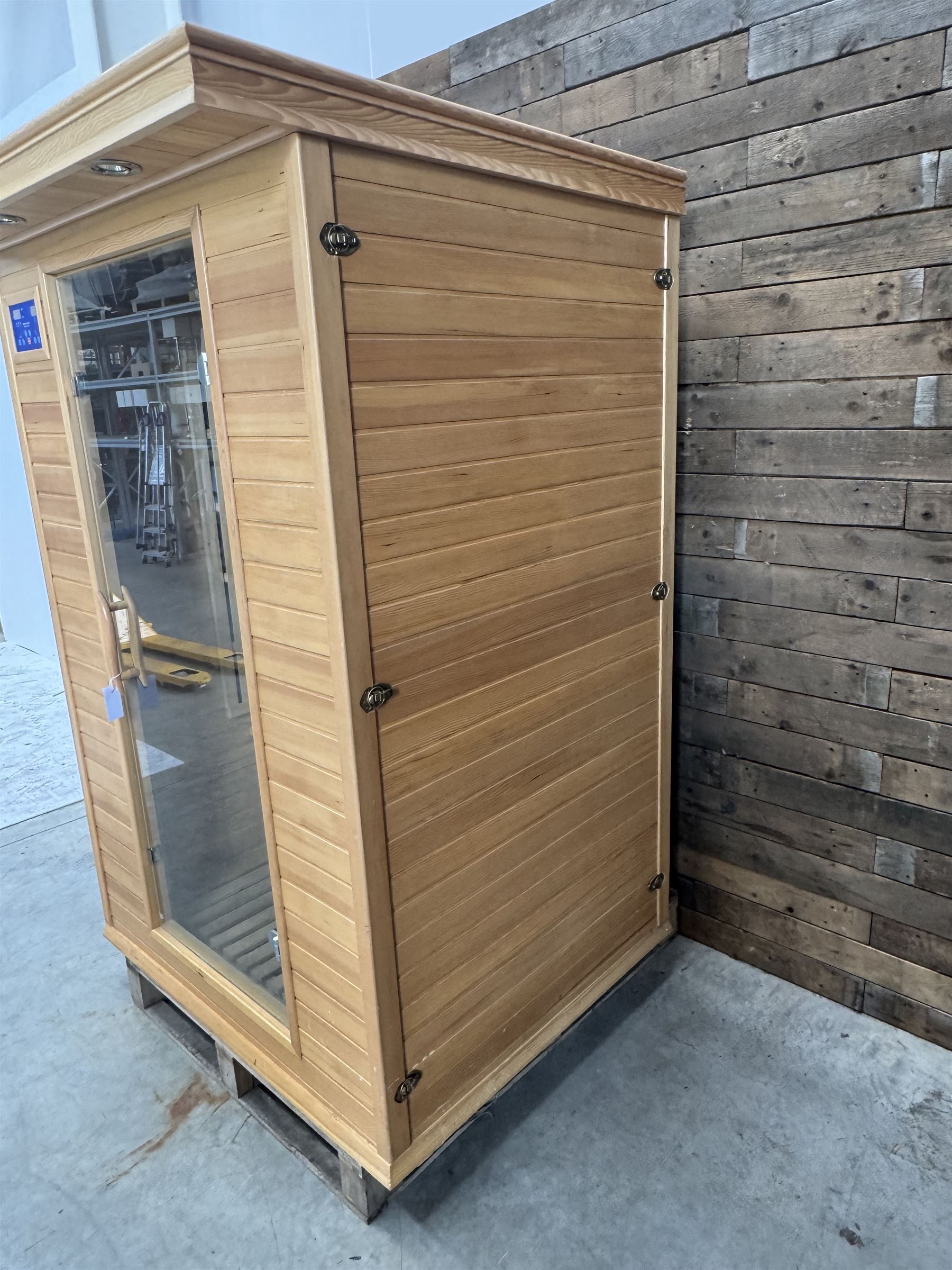 Sahara Valley HL-200K2 infrared sauna