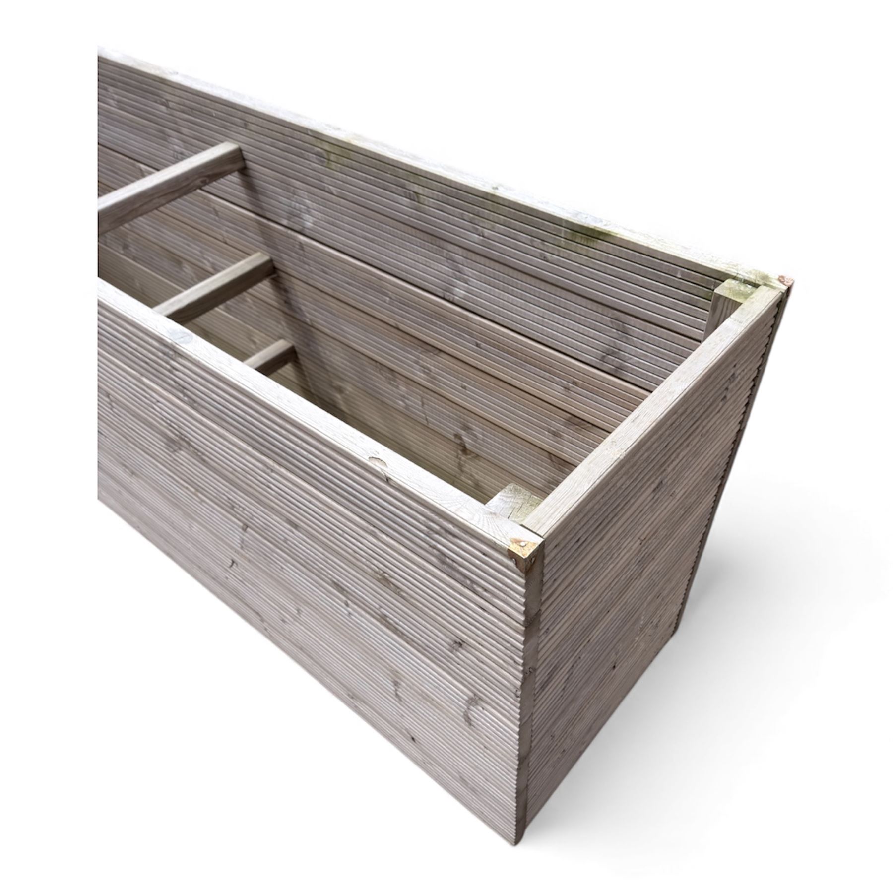 Large Decking planter with centre braces