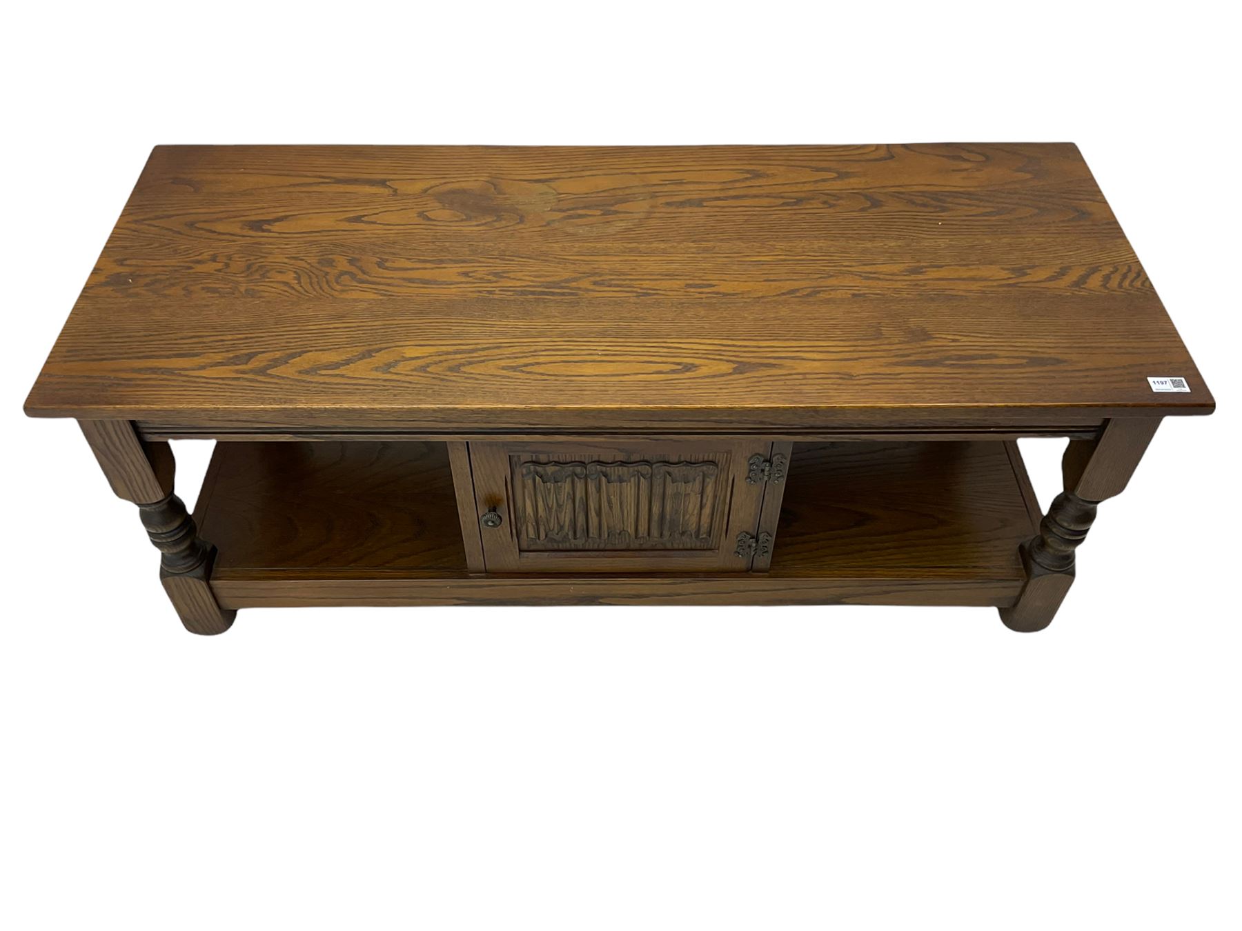 Old Charm rectangular oak coffee table